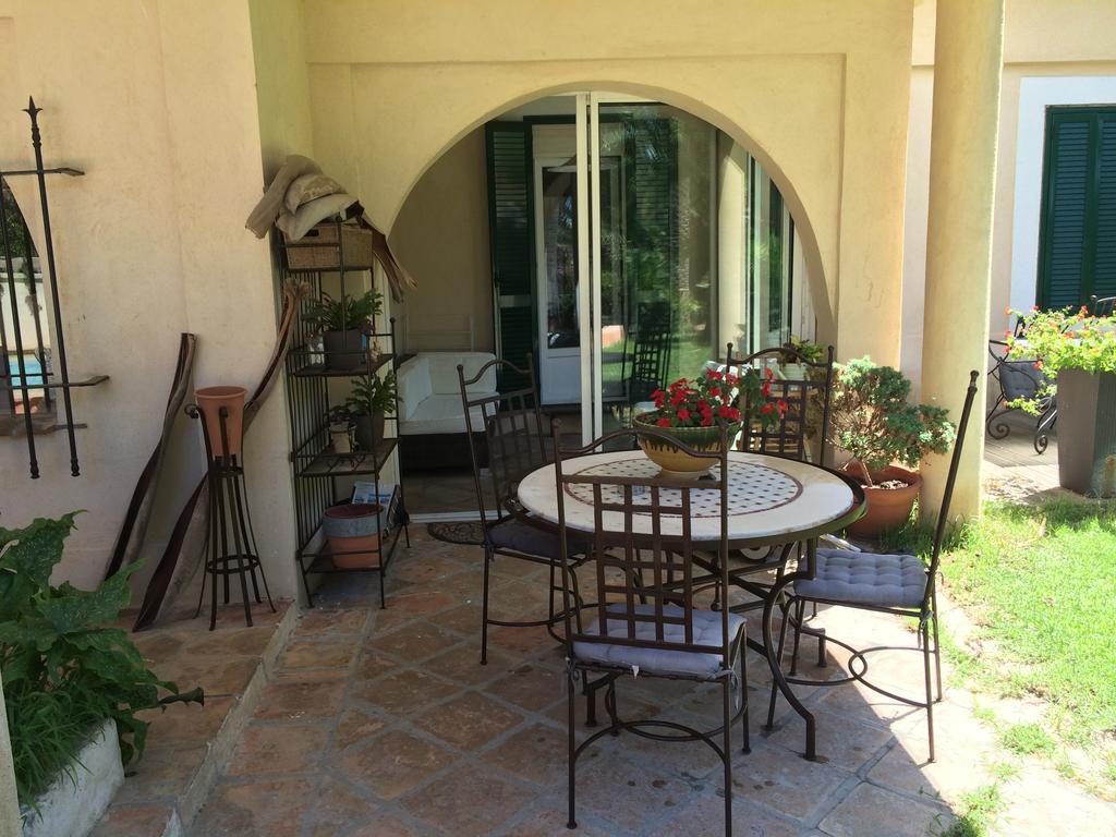 Hotel La Mandarinette à La Seyne-sur-Mer Extérieur photo