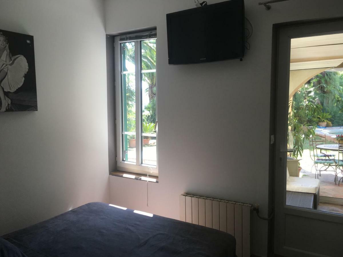 Hotel La Mandarinette à La Seyne-sur-Mer Extérieur photo